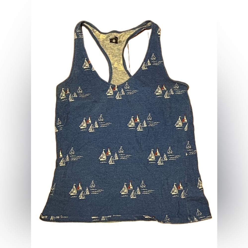 Sailboat theme tank top - women’s small - like new!